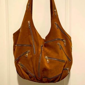 JJ Winters Halle Zipper hand bag